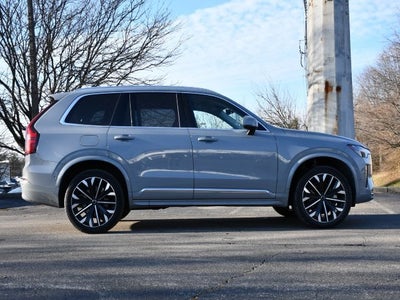 2025 Volvo XC90 B5 Plus 2025.5