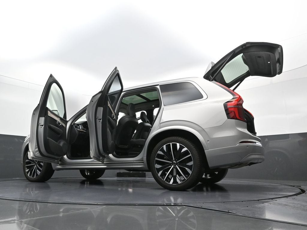 2025 Volvo XC90 Plus