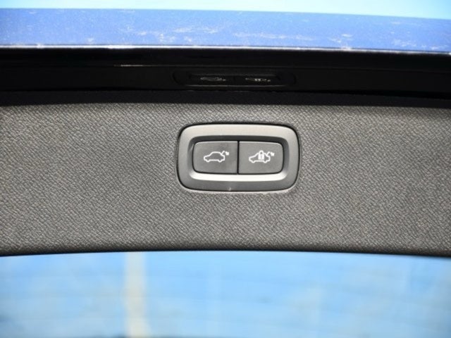 2025 Volvo XC90 B5 Plus 2025.5