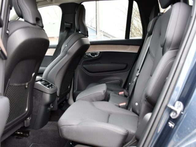 2025 Volvo XC90 B5 Plus 2025.5