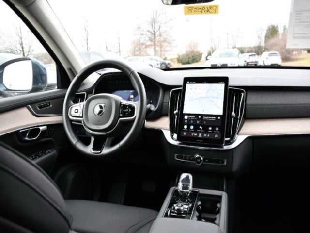 2025 Volvo XC90 B5 Plus 2025.5