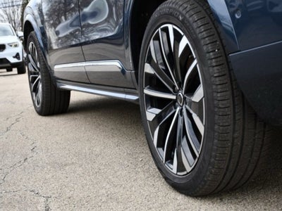 2025 Volvo XC90 B5 Plus 2025.5