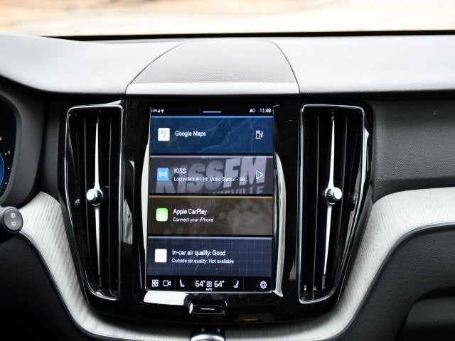 2025 Volvo XC60 B5 Plus