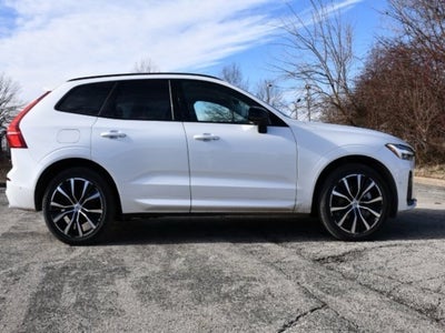 2025 Volvo XC60 B5 Plus