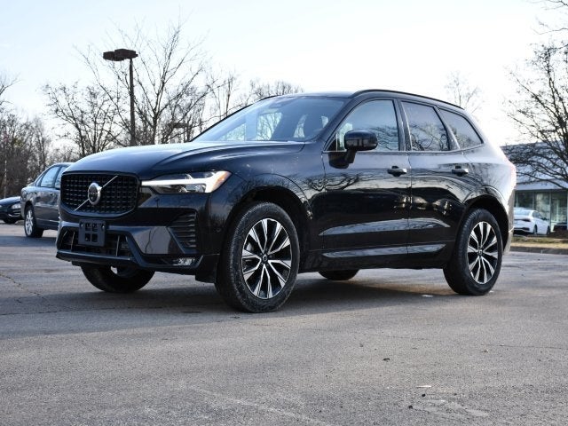 2025 Volvo XC60 B5 Plus