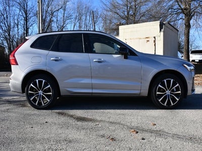 2025 Volvo XC60 B5 Plus