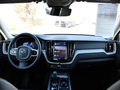 2025 Volvo XC60 B5 Plus
