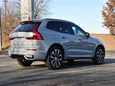 2025 Volvo XC60 B5 Plus