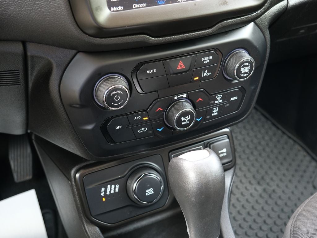 2023 Jeep Renegade Altitude