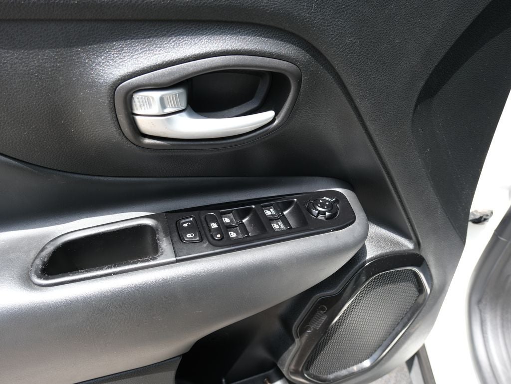 2023 Jeep Renegade Altitude