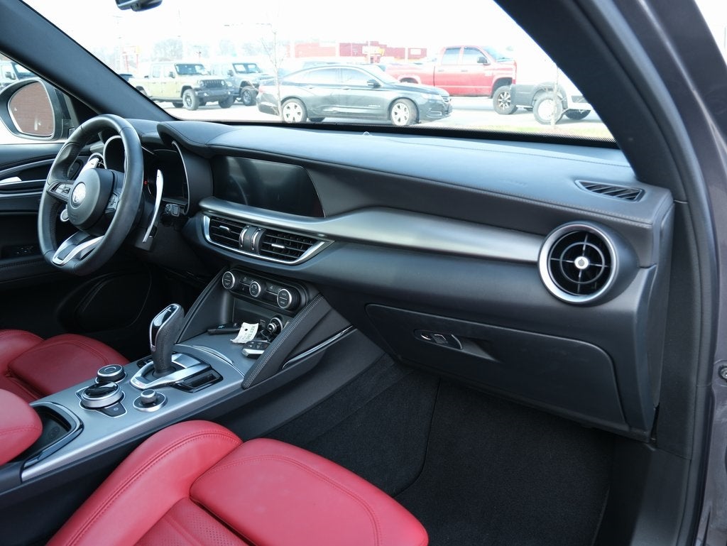 2024 Alfa Romeo Stelvio Veloce