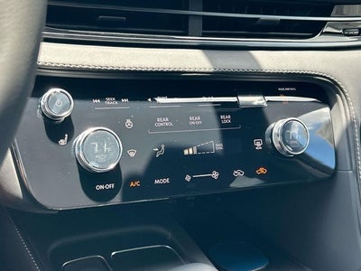 2027 INFINITI QX65 LUXE