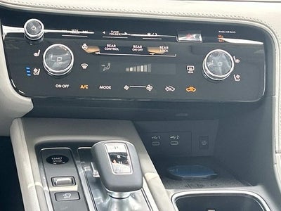 2027 INFINITI QX60 LUXE