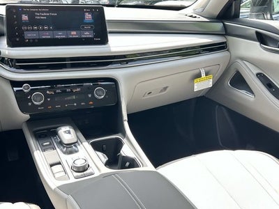 2027 INFINITI QX60 LUXE