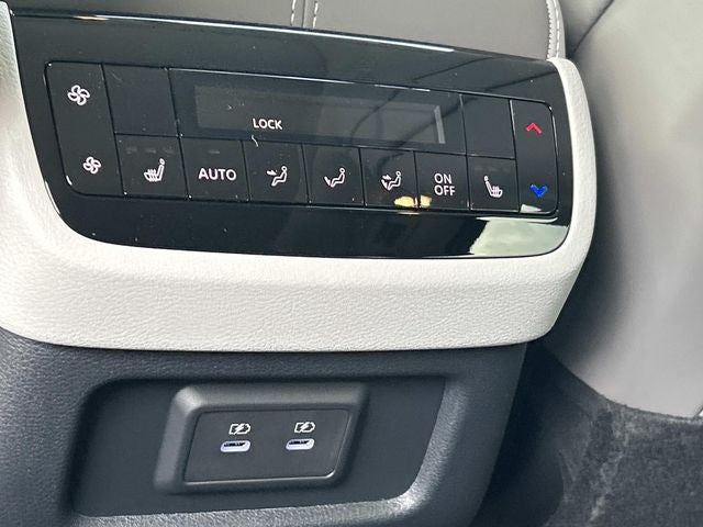 2027 INFINITI QX60 LUXE