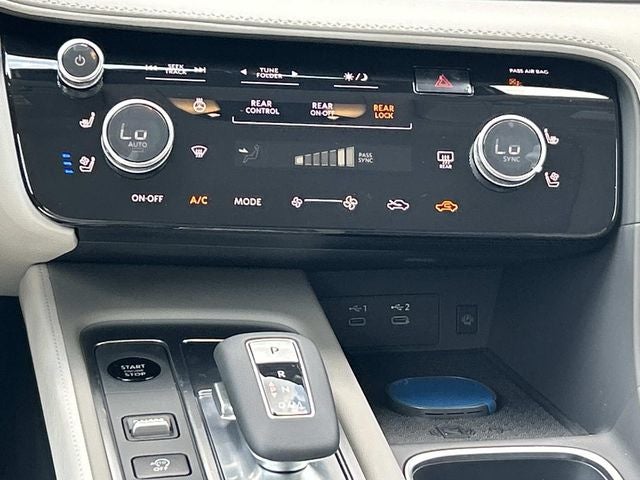 2027 INFINITI QX60 LUXE