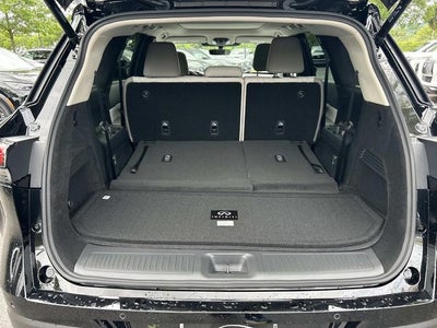 2027 INFINITI QX60 LUXE