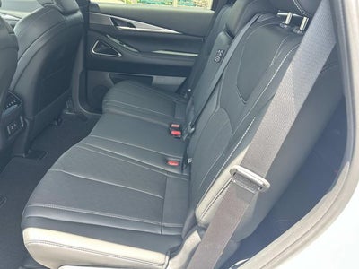 2027 INFINITI QX60 LUXE