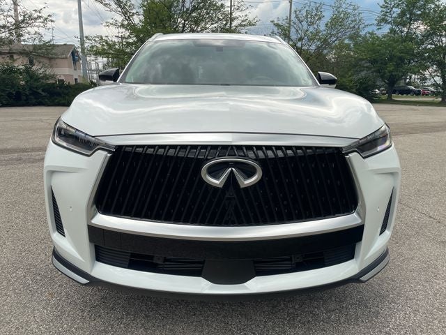 2027 INFINITI QX60 LUXE