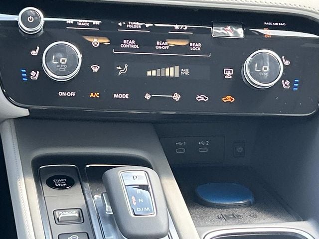 2027 INFINITI QX60 LUXE