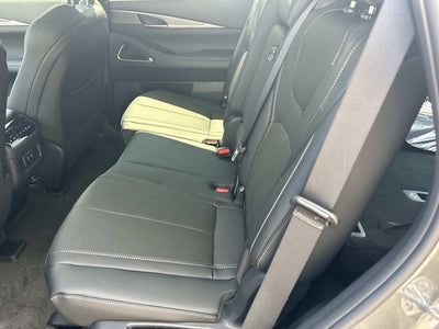 2027 INFINITI QX60 LUXE