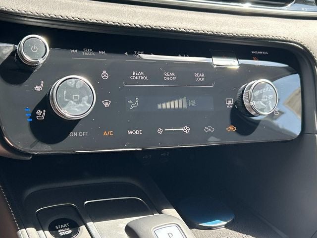 2027 INFINITI QX60 LUXE