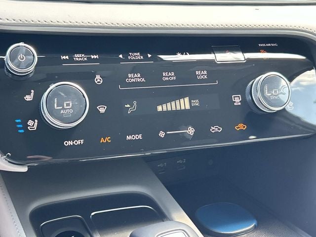 2027 INFINITI QX60 LUXE