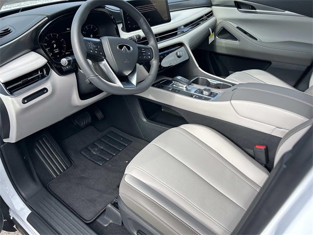 2026 INFINITI QX60 LUXE W/ TUXEDO PKG