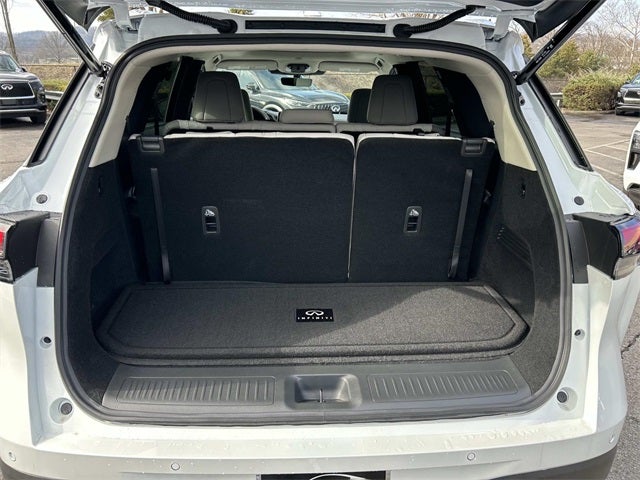 2026 INFINITI QX60 LUXE W/ TUXEDO PKG