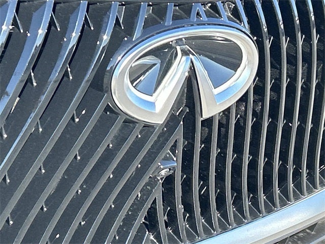 2026 INFINITI QX80 PURE