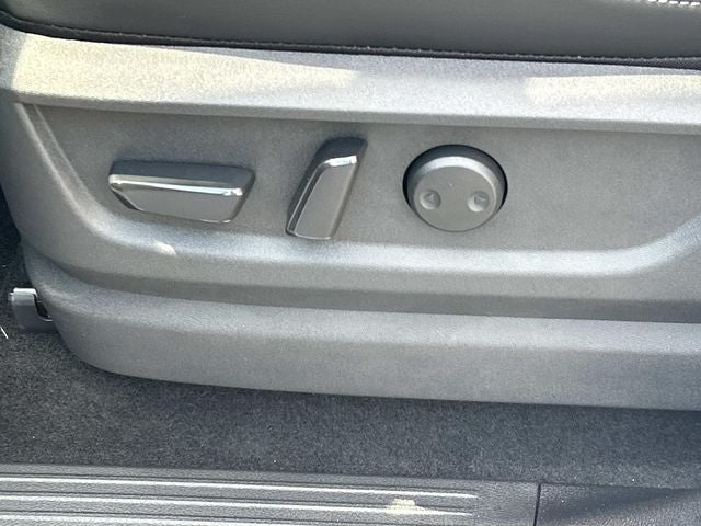 2027 INFINITI QX80 PURE