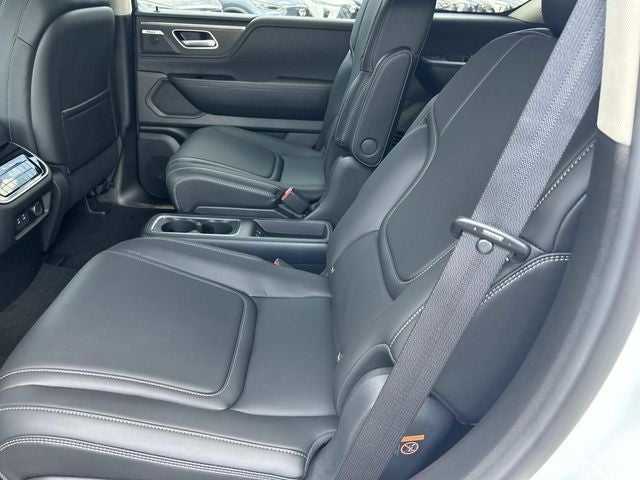 2027 INFINITI QX80 PURE
