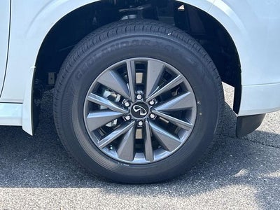 2027 INFINITI QX80 PURE