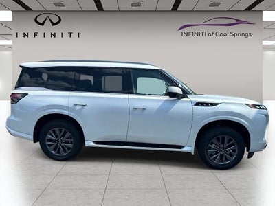 2027 INFINITI QX80 PURE