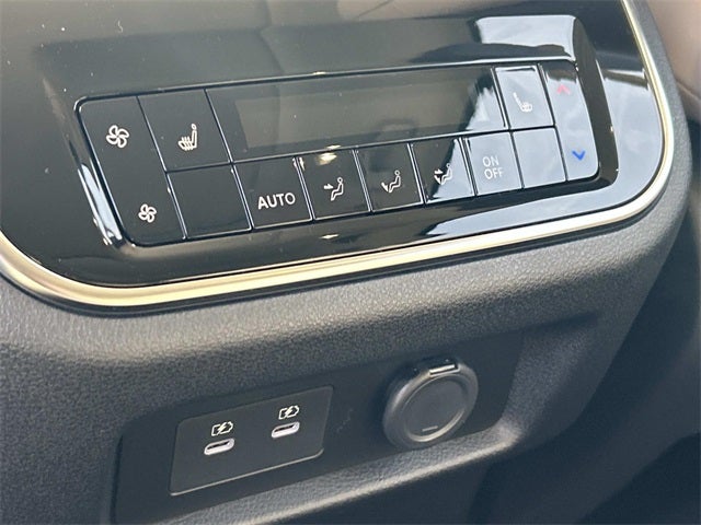 2026 INFINITI QX80 PURE W/ SPLIT BENCH