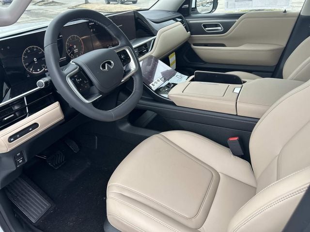2026 INFINITI QX80 PURE W/ SPLIT BENCH