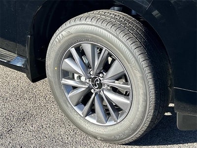 2026 INFINITI QX80 PURE W/ SPLIT BENCH