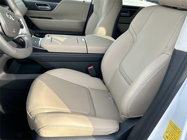 2026 INFINITI QX80 PURE W/ SPLIT BENCH