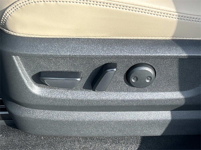 2026 INFINITI QX80 PURE W/ SPLIT BENCH