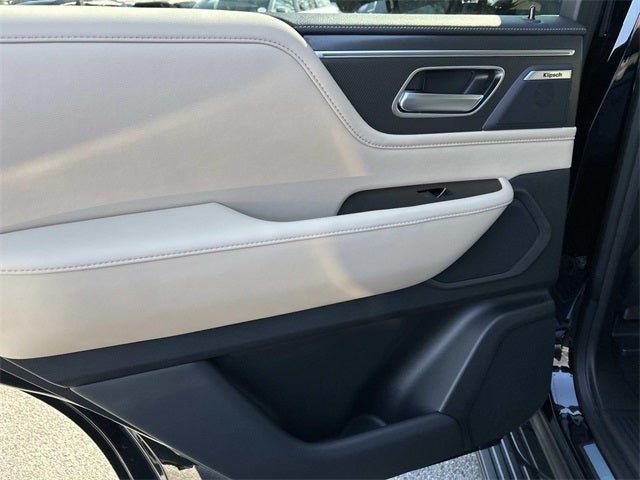 2026 INFINITI QX80 PURE W/ SPLIT BENCH