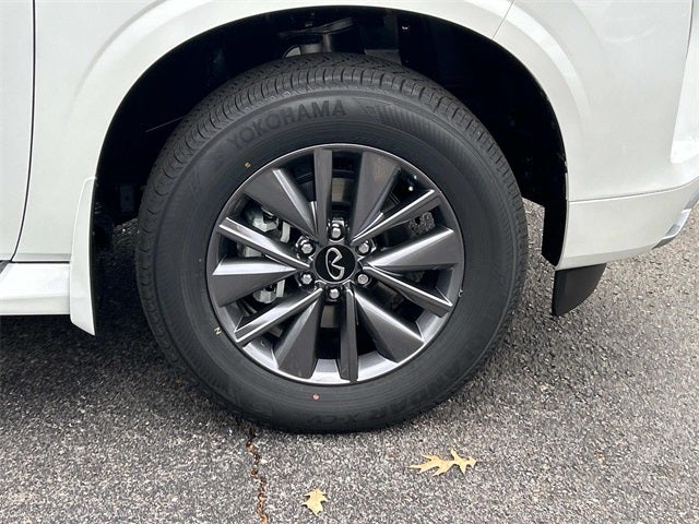 2026 INFINITI QX80 PURE W/ SPLIT BENCH