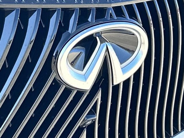 2026 INFINITI QX80 PURE W/ SPLIT BENCH PACKAGE