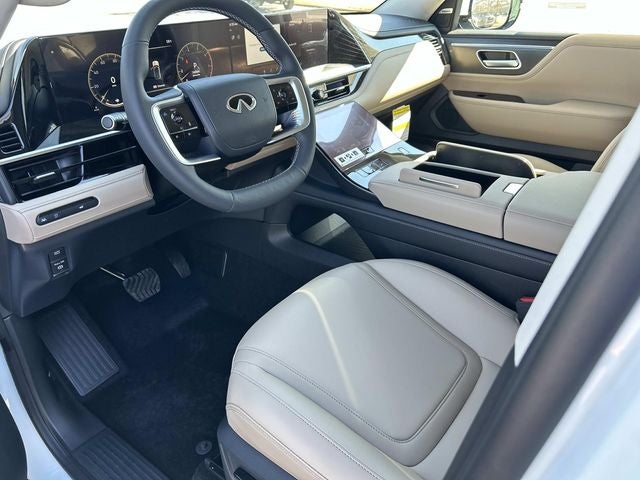 2026 INFINITI QX80 PURE W/ SPLIT BENCH PACKAGE