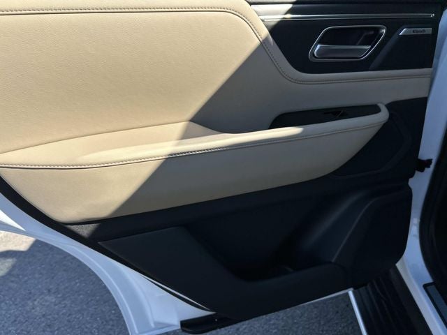 2026 INFINITI QX80 PURE W/ SPLIT BENCH PACKAGE