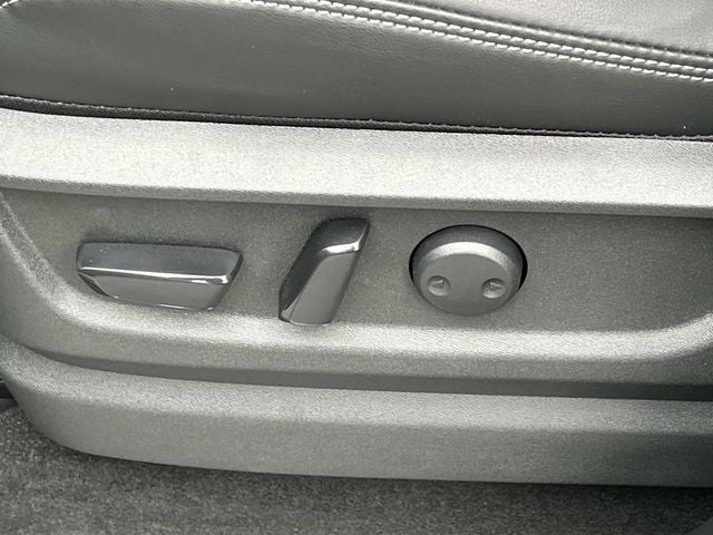 2026 INFINITI QX80 PURE W/ SPLIT BENCH