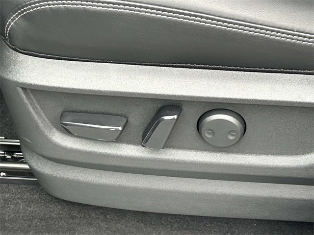 2026 INFINITI QX80 PURE W/ SPLIT BENCH