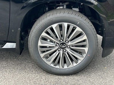 2026 INFINITI QX80 LUXE