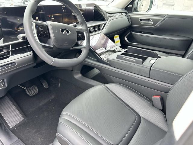 2026 INFINITI QX80 LUXE