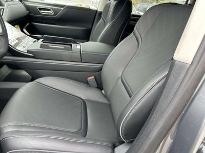 2026 INFINITI QX80 LUXE