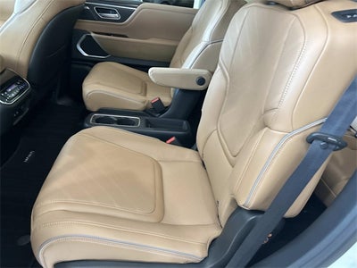 2026 INFINITI QX80 LUXE